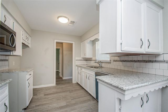 10226 Envoy Street, Houston, TX 77016