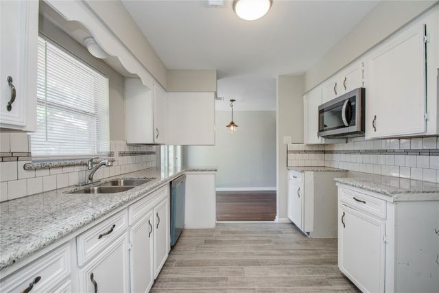 10226 Envoy Street, Houston, TX 77016