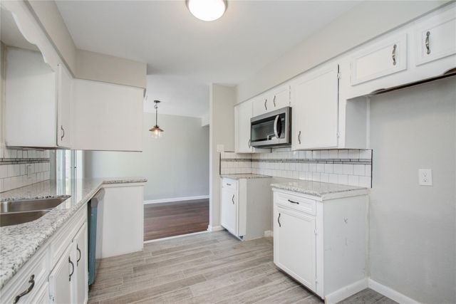 10226 Envoy Street, Houston, TX 77016