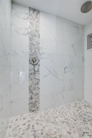 10226 Envoy Street, Houston, TX 77016