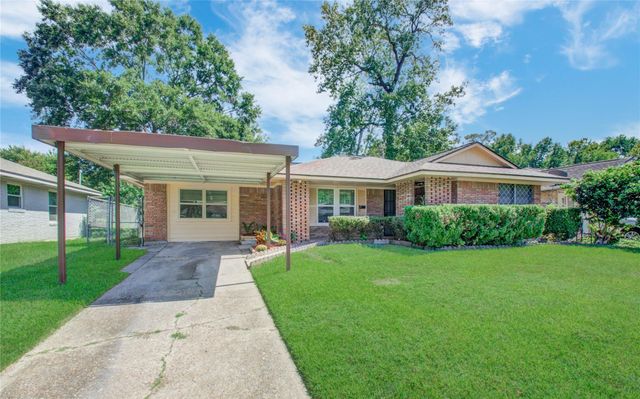 10226 Envoy Street, Houston, TX 77016