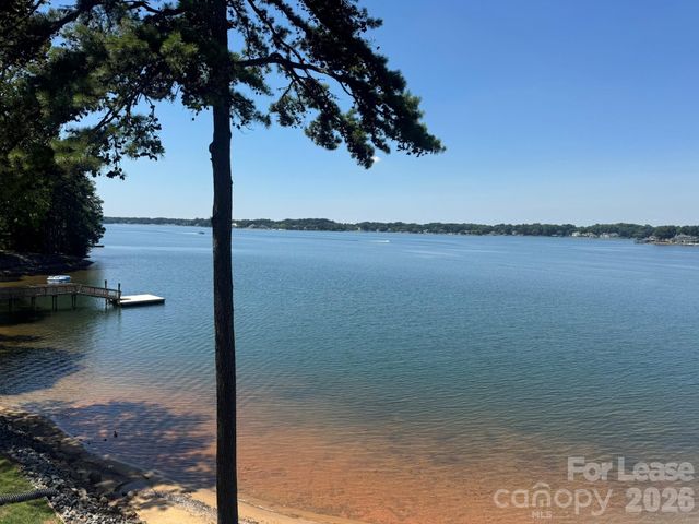 363 Northwest Drive, Davidson, NC 28036