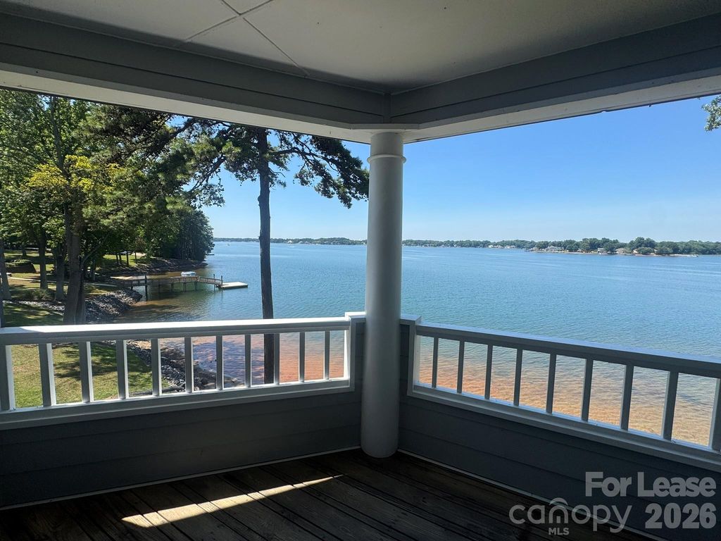 363 Northwest Drive, Davidson, NC 28036