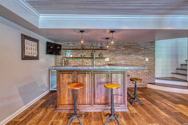 4201 Jennings Lane, Evansville, IN 47720