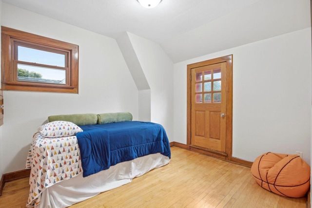 3374 N 46th STREET, Milwaukee, WI 53216