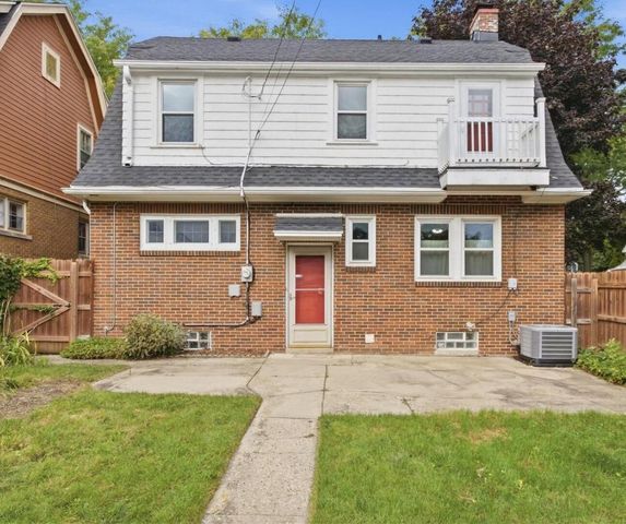 3374 N 46th STREET, Milwaukee, WI 53216