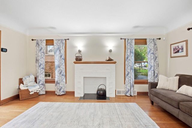 3374 N 46th STREET, Milwaukee, WI 53216