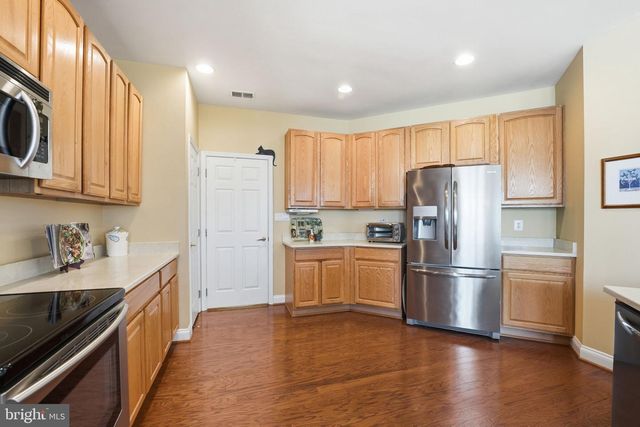 6369 AVINGTON PL, Gainesville, VA 20155