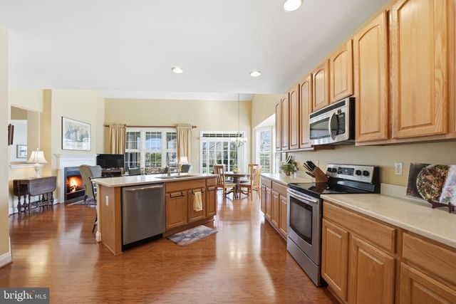 6369 AVINGTON PL, Gainesville, VA 20155
