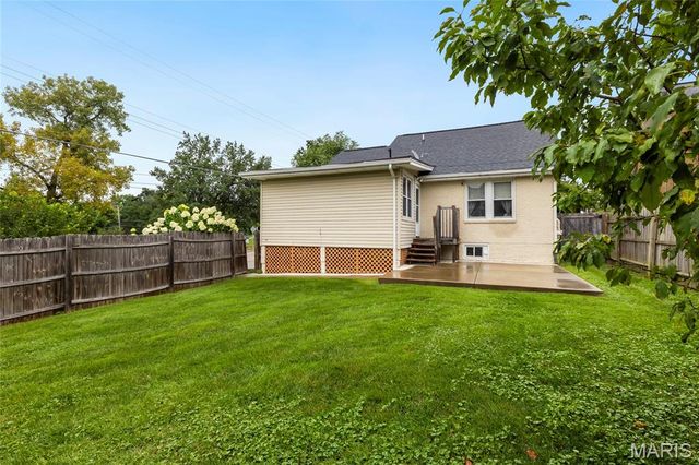 619 N Rock Hill Road, Rock Hill, MO 63119