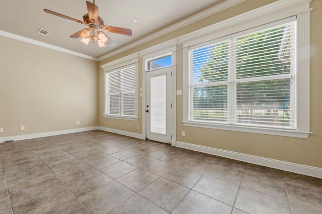 305 Edgewood Dr, Cabot, AR 72023