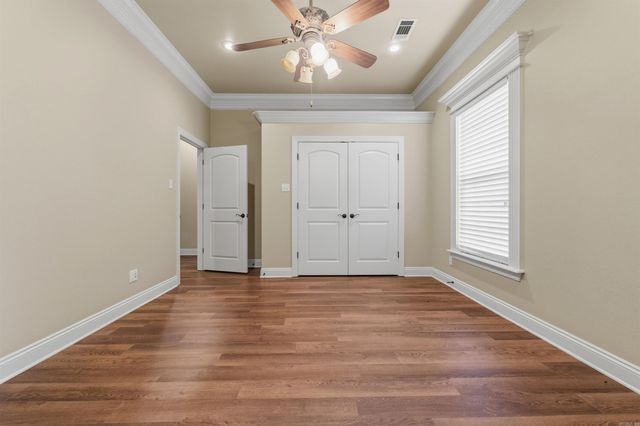 305 Edgewood Dr, Cabot, AR 72023