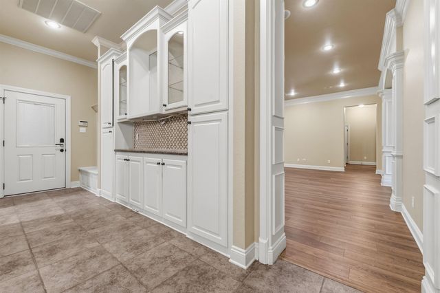 305 Edgewood Dr, Cabot, AR 72023