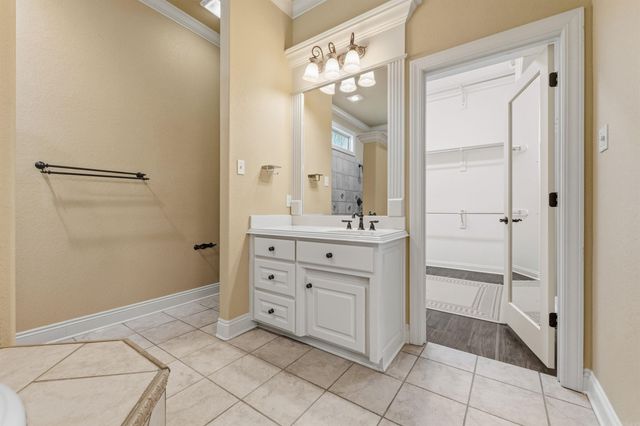 305 Edgewood Dr, Cabot, AR 72023