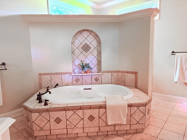 305 Edgewood Dr, Cabot, AR 72023