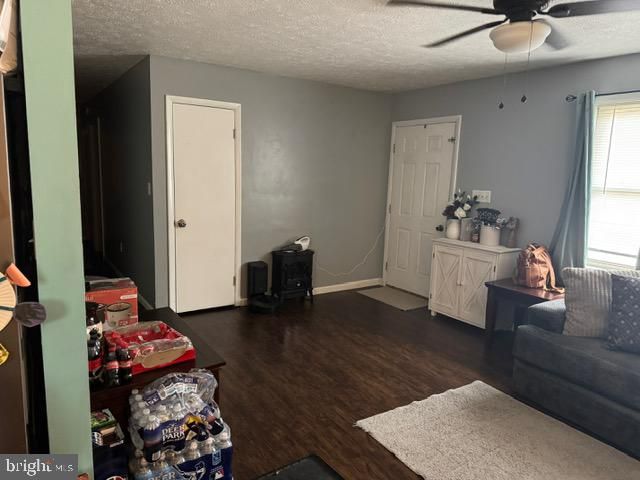 207 CENTRAL AVE, Moorefield, WV 26836