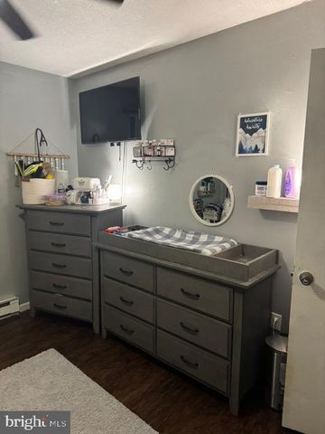 207 CENTRAL AVE, Moorefield, WV 26836