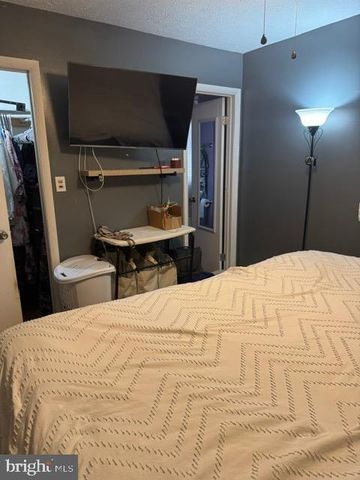 207 CENTRAL AVE, Moorefield, WV 26836