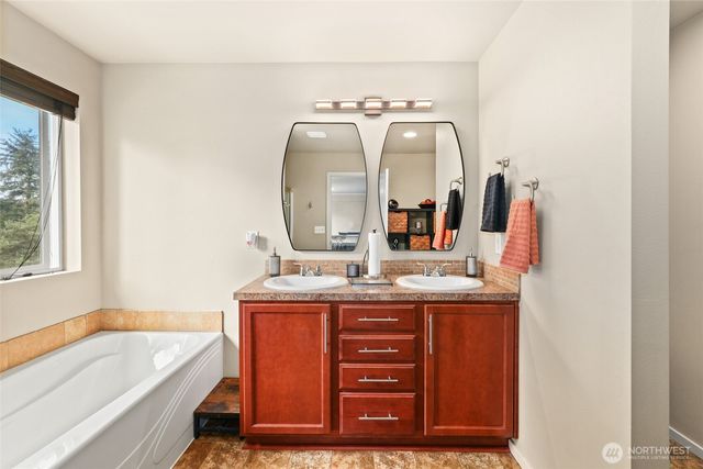 20412 5th Avenue Ct E, Spanaway, WA 98387