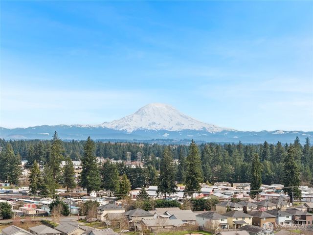 20412 5th Avenue Ct E, Spanaway, WA 98387