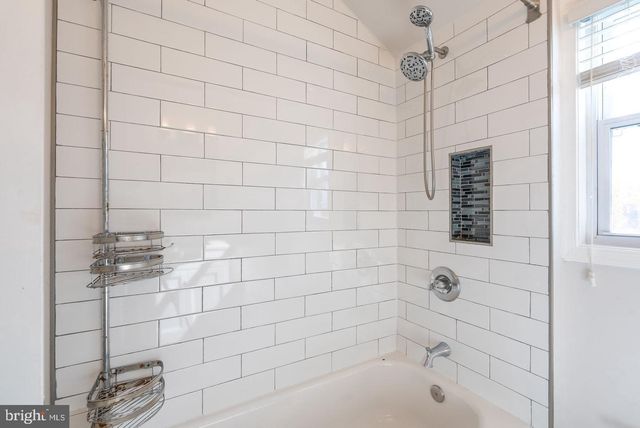 4355 G ST SE, Washington, DC 20019