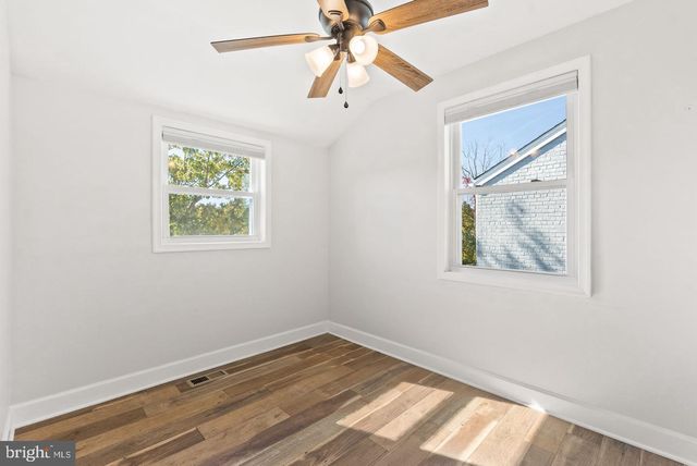 4355 G ST SE, Washington, DC 20019
