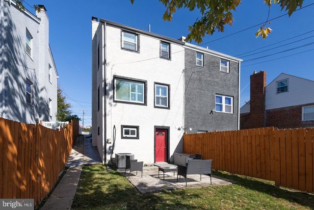 4355 G ST SE, Washington, DC 20019