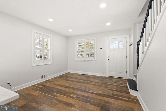 4355 G ST SE, Washington, DC 20019