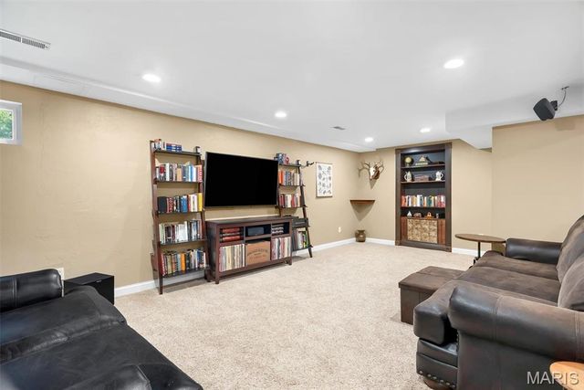 2516 Denlo Court, Fenton, MO 63026