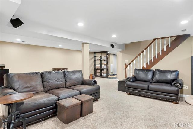 2516 Denlo Court, Fenton, MO 63026
