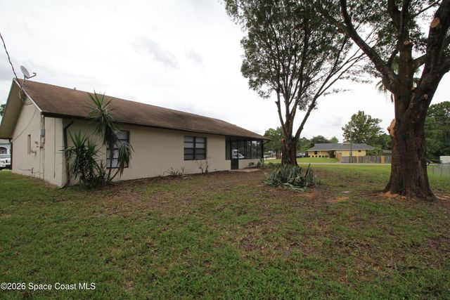 1300 Lamplighter Drive NW, Palm Bay, FL 32907