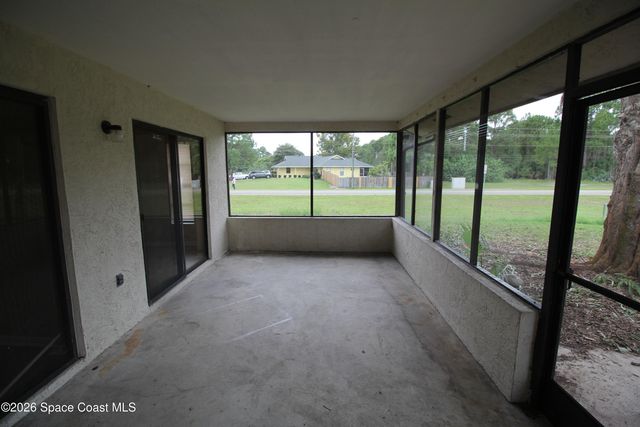 1300 Lamplighter Drive NW, Palm Bay, FL 32907