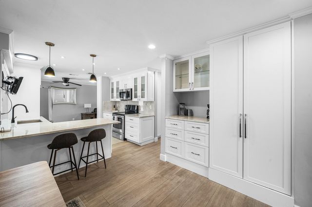 3616 SE 2nd Street, Boynton Beach, FL 33435
