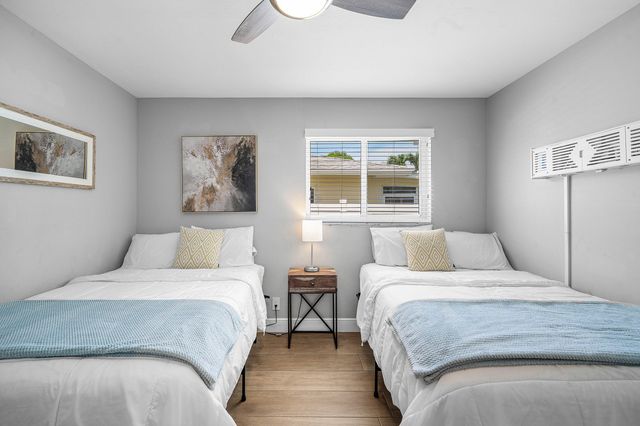3616 SE 2nd Street, Boynton Beach, FL 33435