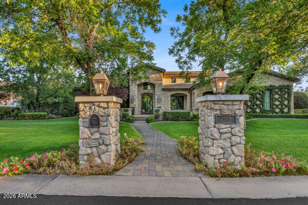 20415 E SUNSET Court, Queen Creek, AZ 85142 — exterior