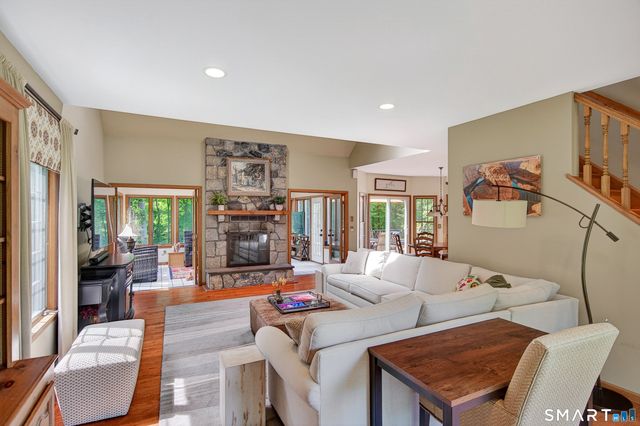 7 Huntington Lane, New Fairfield, CT 06812