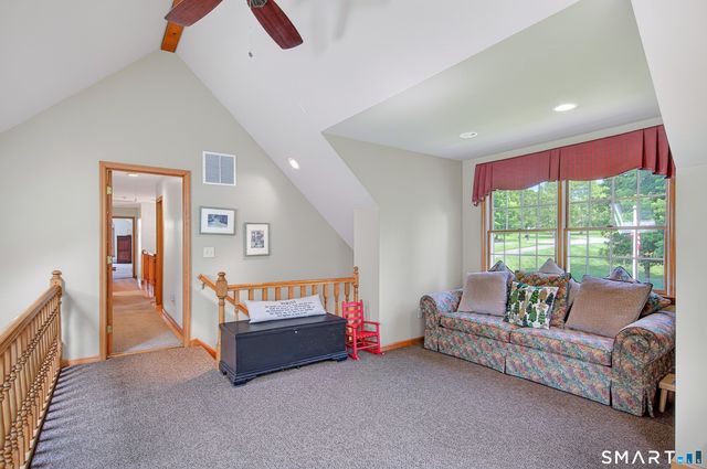 7 Huntington Lane, New Fairfield, CT 06812