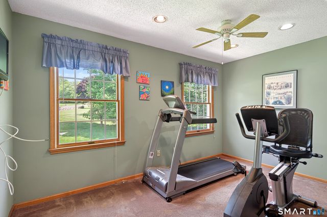 7 Huntington Lane, New Fairfield, CT 06812