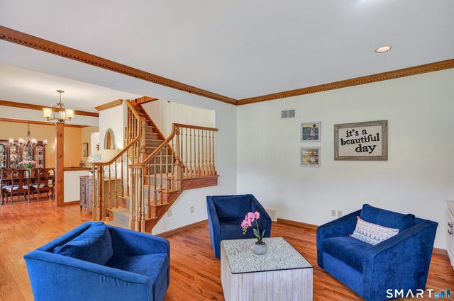 7 Huntington Lane, New Fairfield, CT 06812