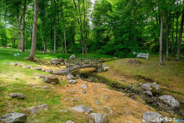 7 Huntington Lane, New Fairfield, CT 06812