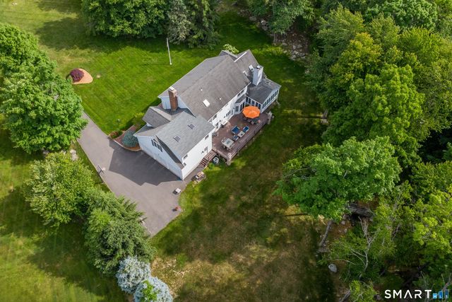 7 Huntington Lane, New Fairfield, CT 06812
