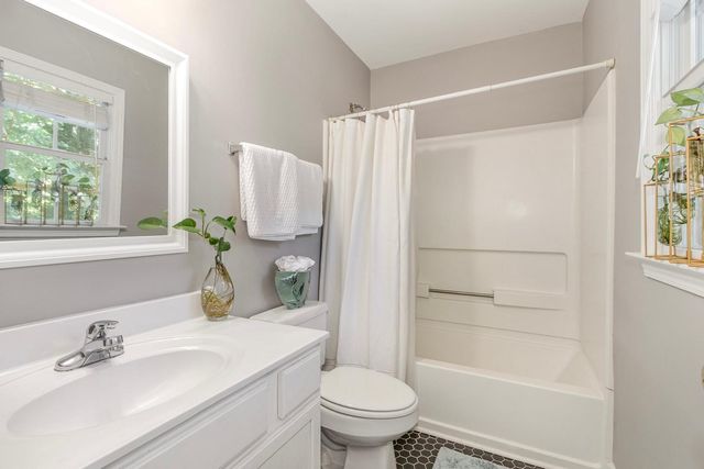 4610 Asterwood Drive, Raleigh, NC 27606