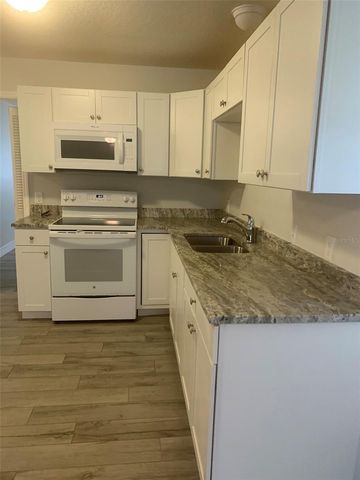 11452 OCEANSPRAY AVENUE, Englewood, FL 34224