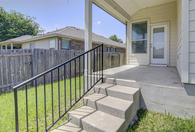 1610 Greenside DR, Round Rock, TX 78665