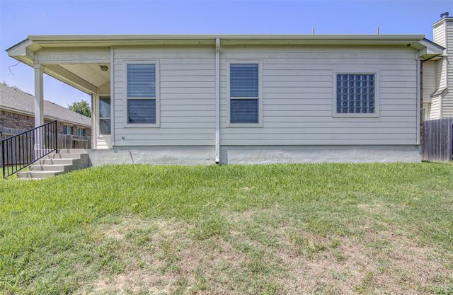 1610 Greenside DR, Round Rock, TX 78665