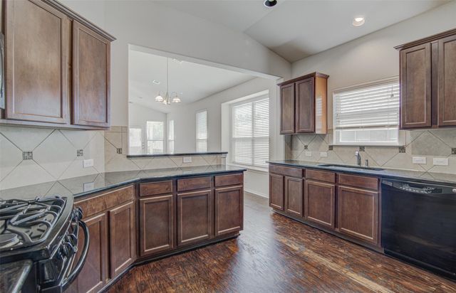 1610 Greenside DR, Round Rock, TX 78665