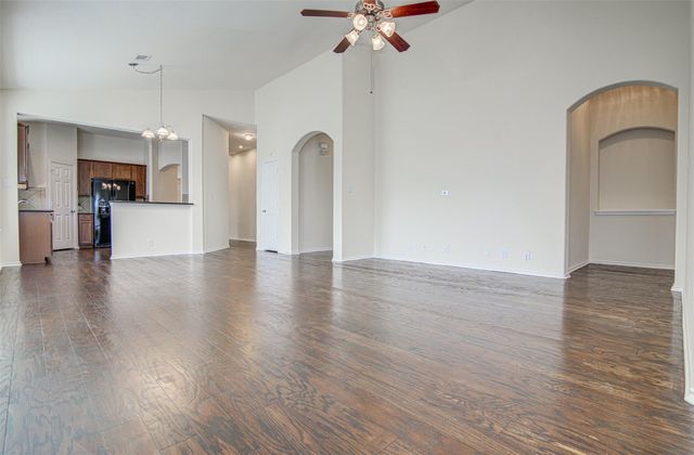 1610 Greenside DR, Round Rock, TX 78665