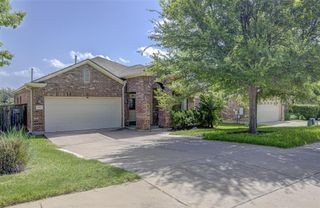 1610 Greenside DR, Round Rock, TX 78665
