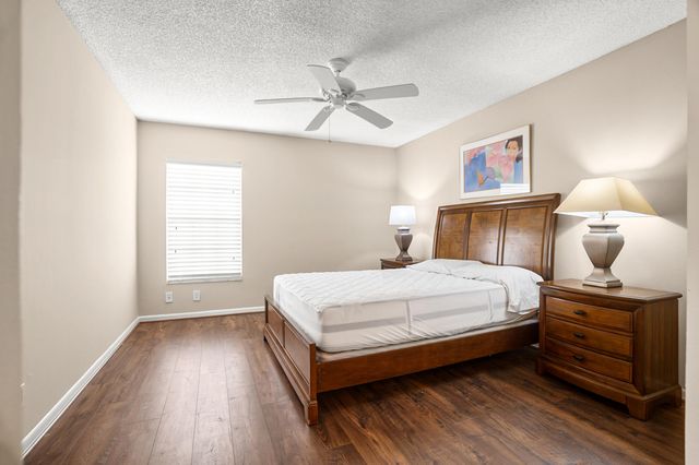 18900 Stewart Circle 7, Boca Raton, FL 33496
