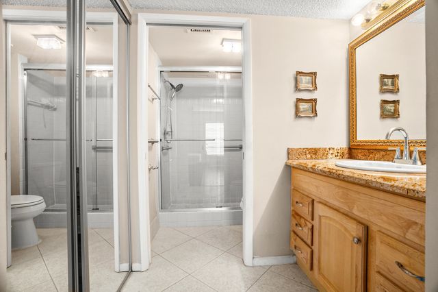 18900 Stewart Circle 7, Boca Raton, FL 33496